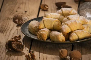 Svatomartinské rohlíčky s ořechovou náplní